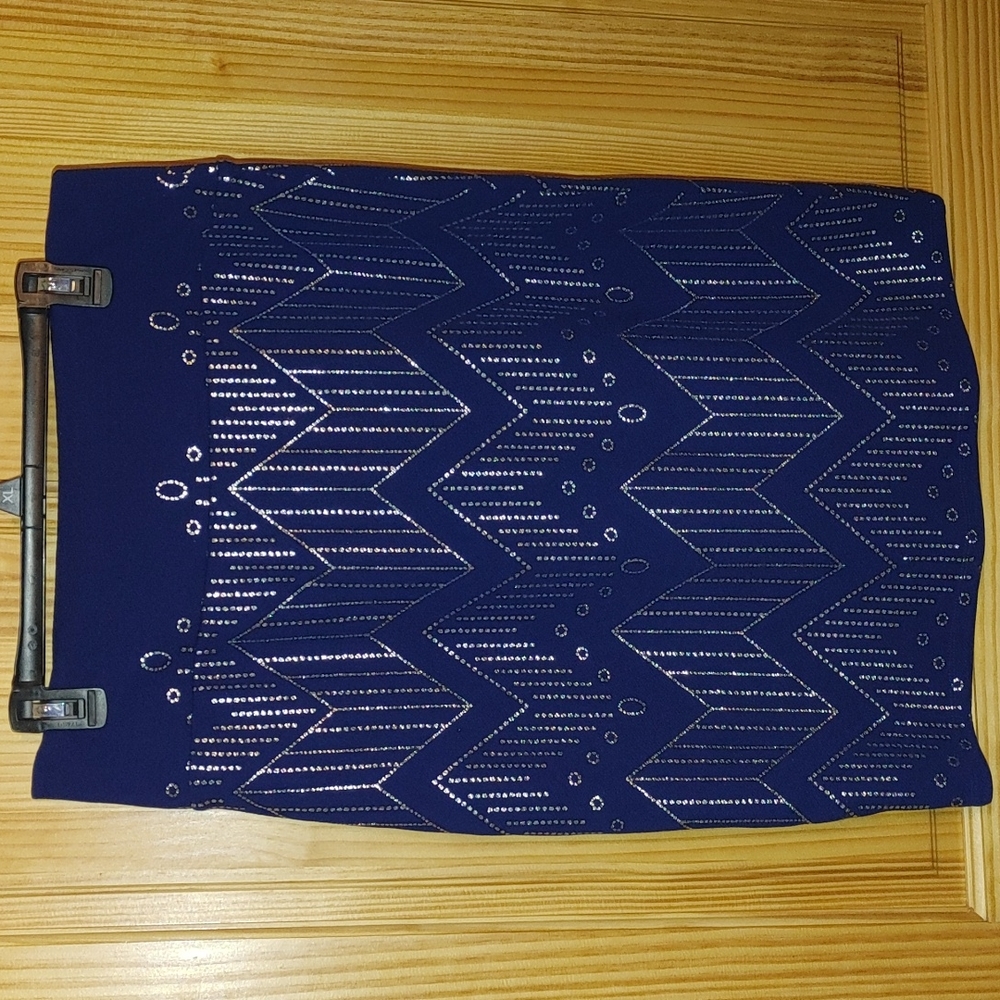 XL LuLaRoe metallic blue and silver Cassie skirt